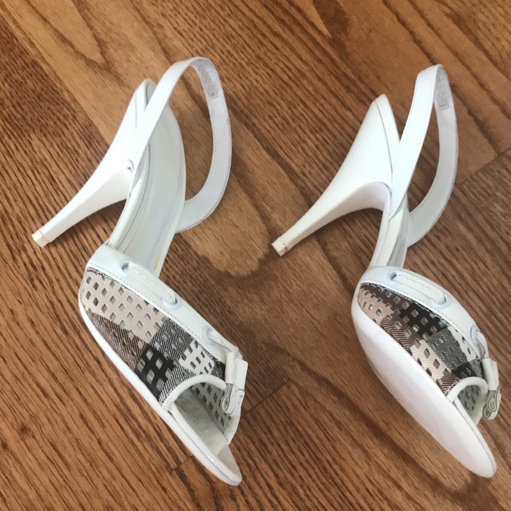 New Burberry white check sandal, 7.5 - Picture 5 of 14